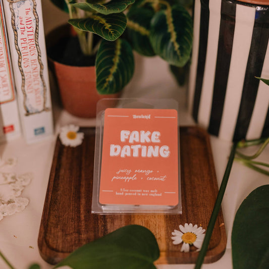 Fake Dating Wax Melt – Book Trope Inspired Scent