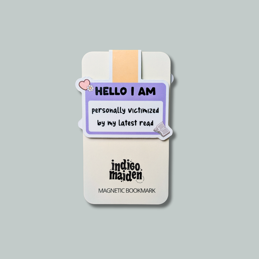 Magnetic bookmark with a humorous message on a gray background