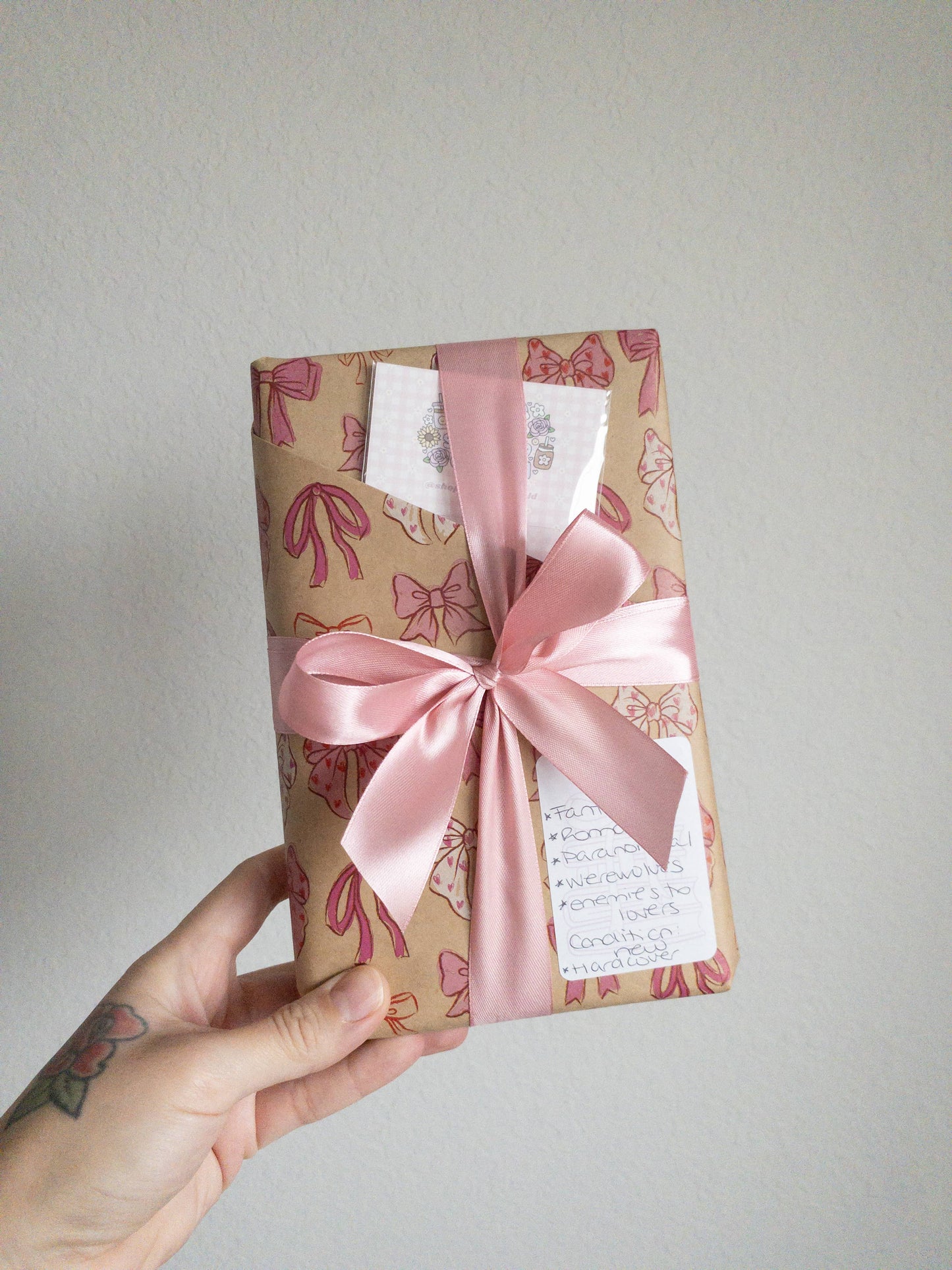 Blind Date with a New Book – Pink Bow Gift Edition